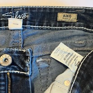 Silver Aiko 30x35;  30x33 real measure; Bootcut denim jeans
